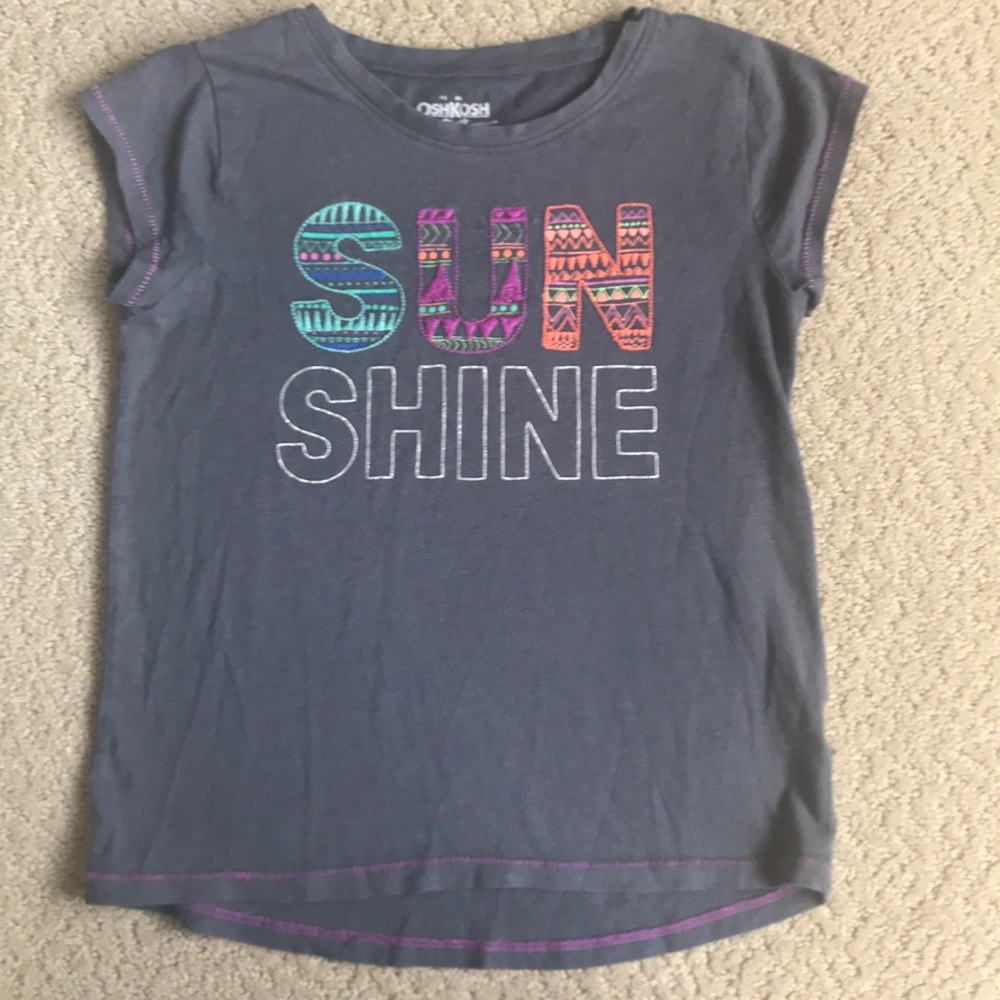 Gray “Sunshine” tee, Size 7
